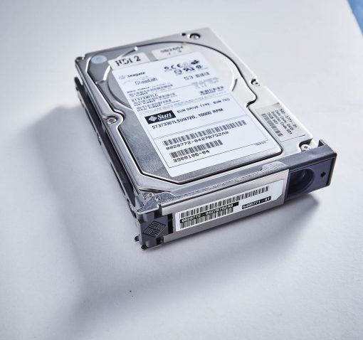Sun 73GB 10K RPM Ultra 320 SCSI 3.5 8MB Cache HDD - Image 2