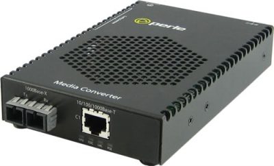 S-1110P-M2SC05 - 10/100/1000Base-T Media and Rate Converter with PoE Power Sourcing: 10/100/1000BASE-T (RJ-45) [100 m/328 ft.] to 1000BASE-SX 850nm multimode (SC) [550 m/1804 ft.] Includes AC Power Adapter - Australia Power Cord