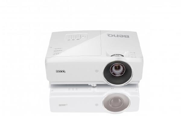 BenQ MH741 DLP Projector