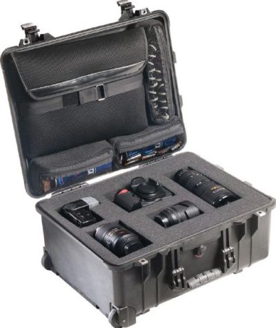 Pelican 1560 Laptop case & Foam in base - Black - 1560-008-110
